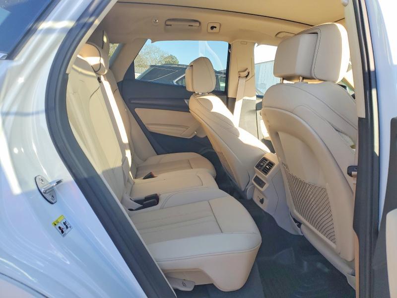 2025 Audi Q5 Premium Plus 45