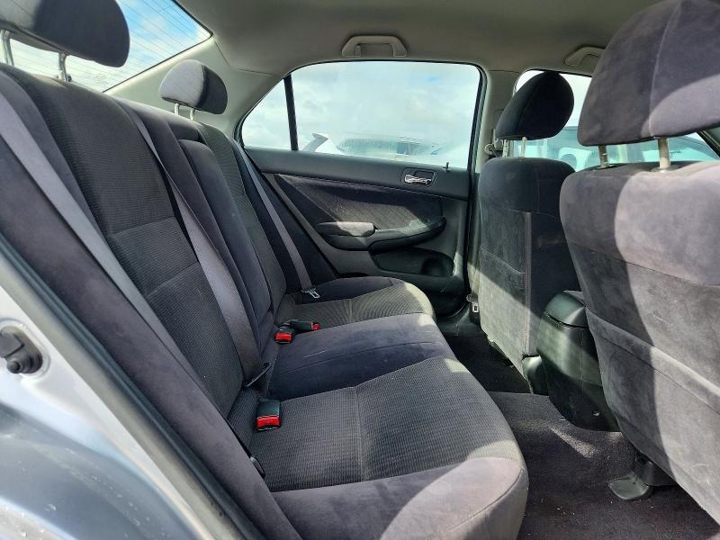 2004 Honda Accord lx