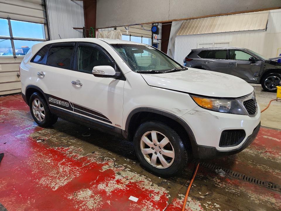 2013 KIA Sorento lx