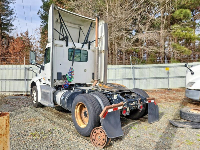 2016 Peterbilt 579 Semi Truck