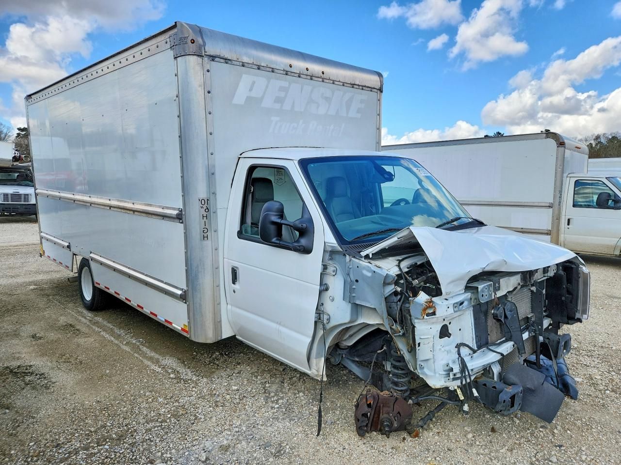 2023 Ford Econoline-BOX Truck