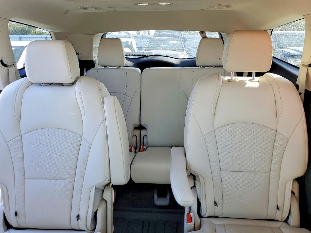 2022 Buick Enclave Essence