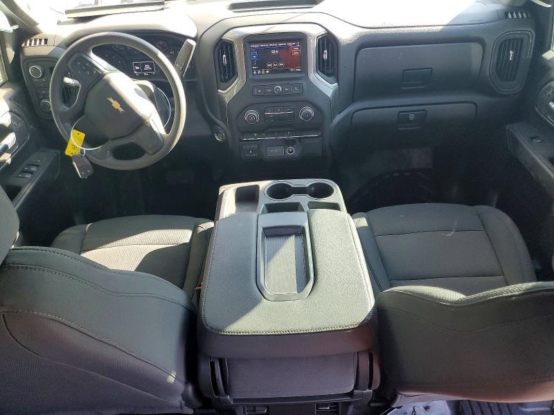 2025 Chevrolet Silverado Truck cab and Chassis