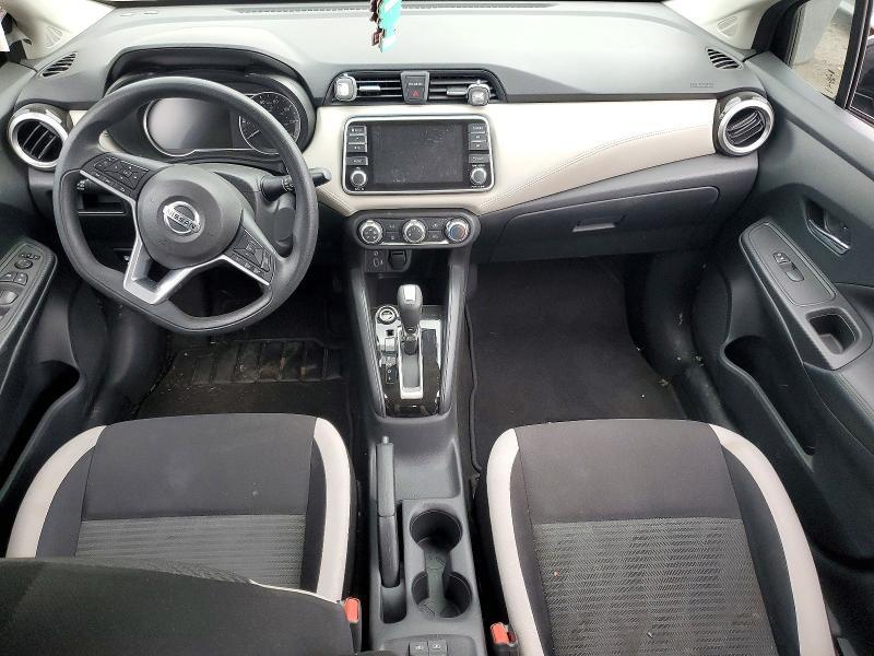 2020 Nissan Versa sv