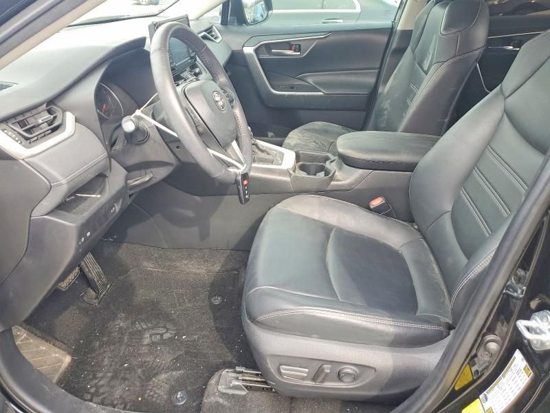 2021 Toyota Rav4 xle Premium
