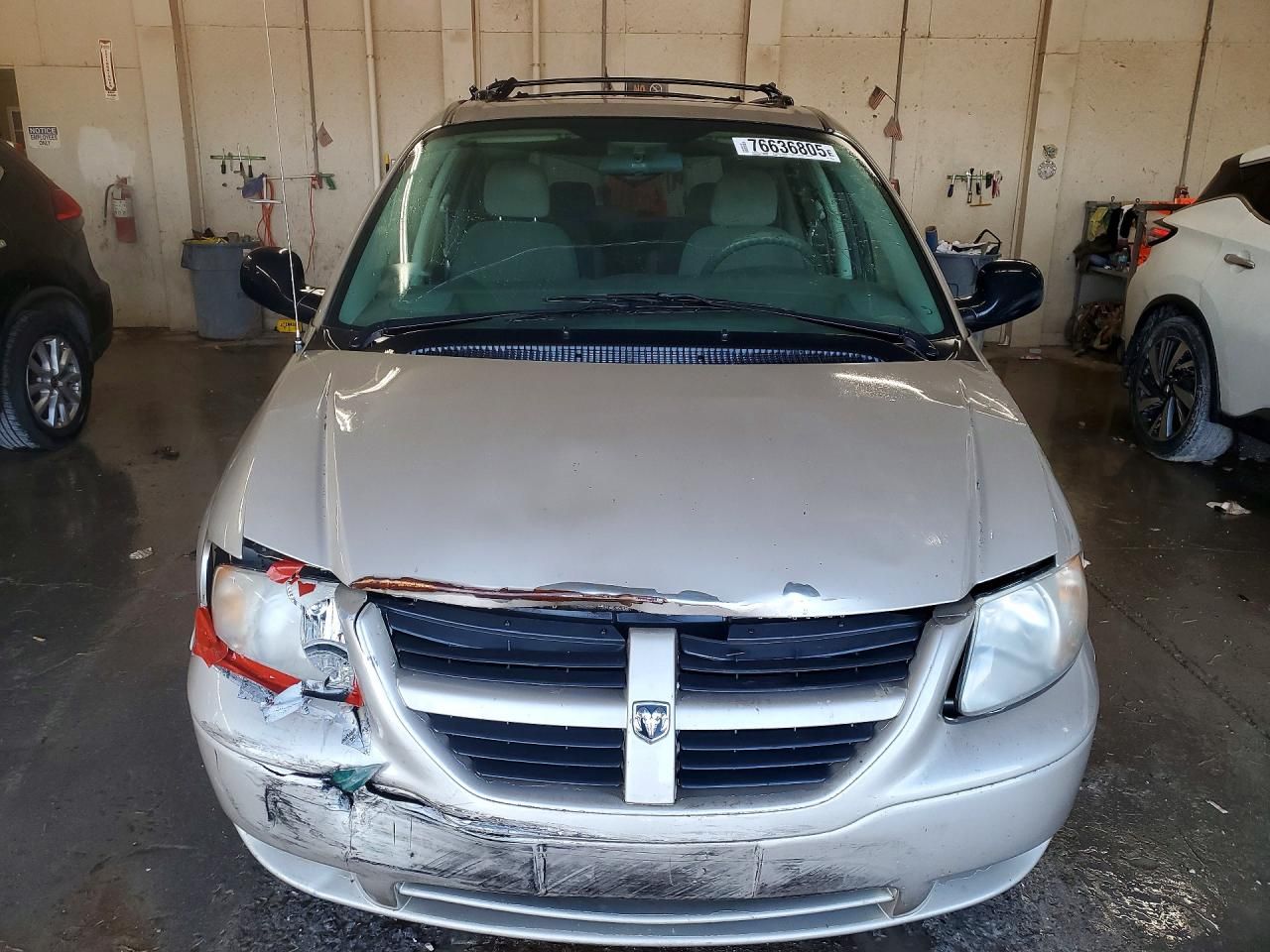 2005 Dodge Caravan sxt