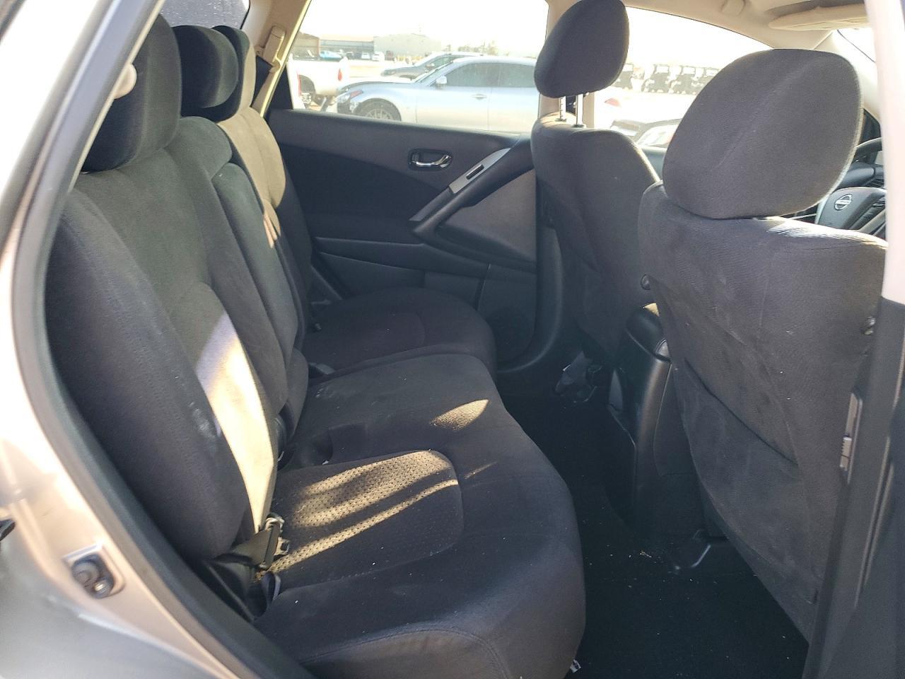 2012 Nissan Murano s