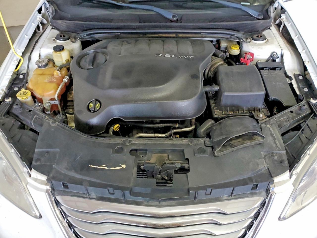 2013 Chrysler 200 Limited