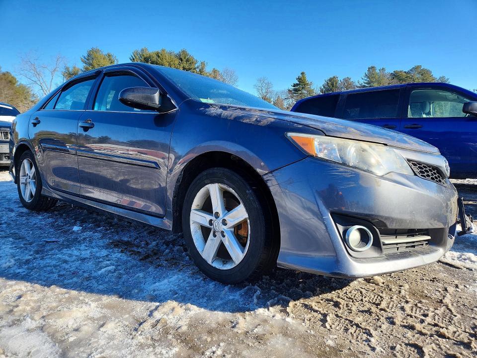2014 Toyota Camry se