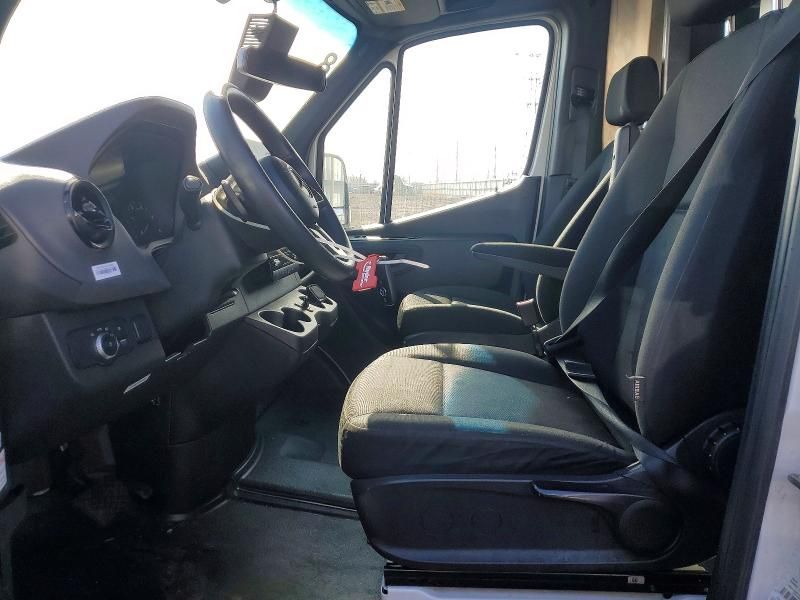 2022 Mercedes-Benz Sprinter 2500