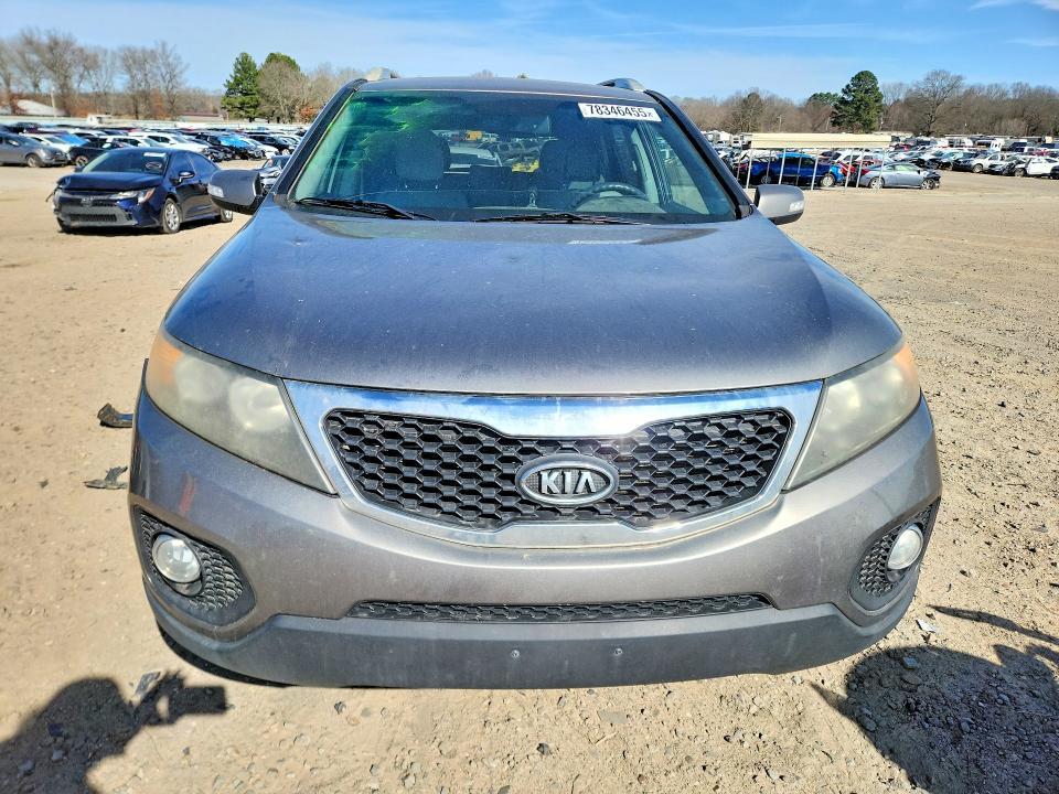 2011 KIA Sorento lx