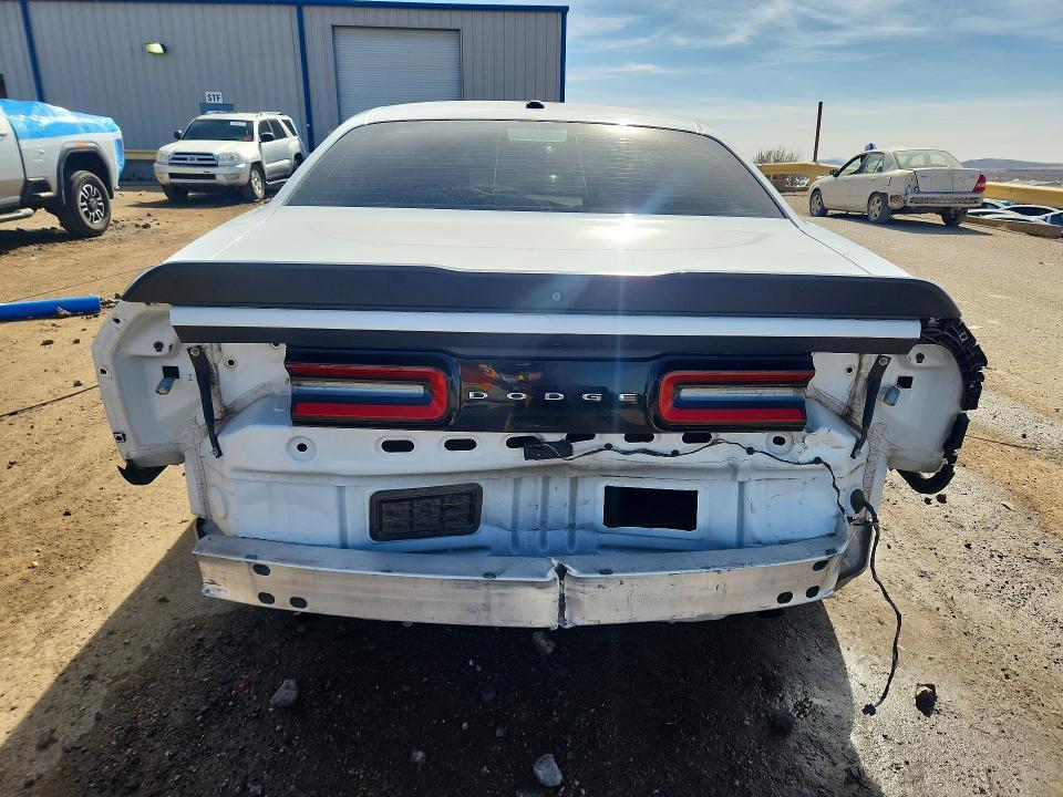 2016 Dodge Challenger sxt