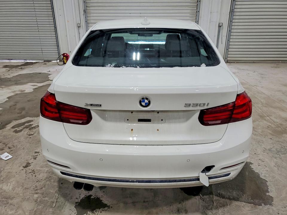 2018 BMW 330 xi