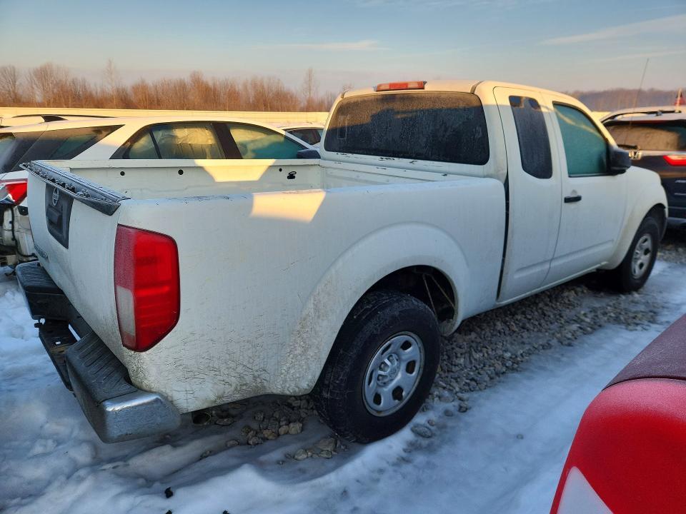 2016 Nissan Frontier s