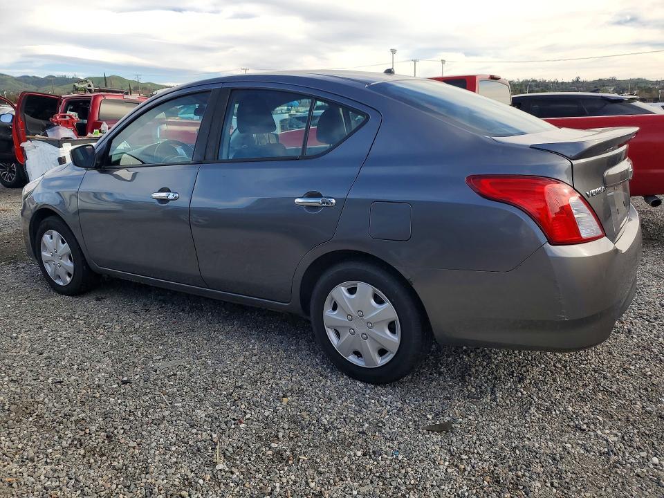 2017 Nissan Versa 1.6 sv