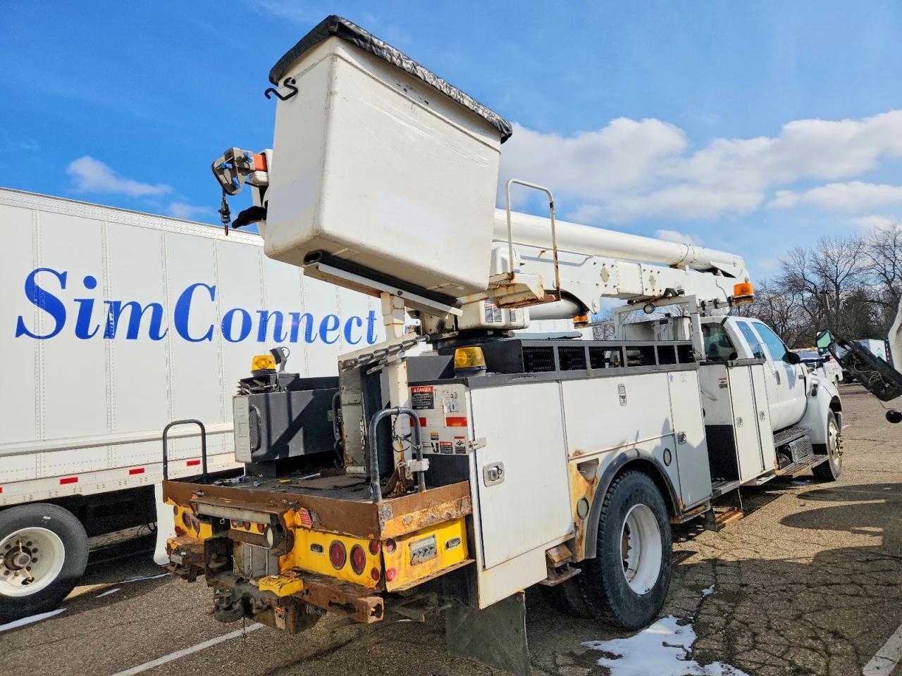 2011 Ford F750 Super Duty Bucket Truck