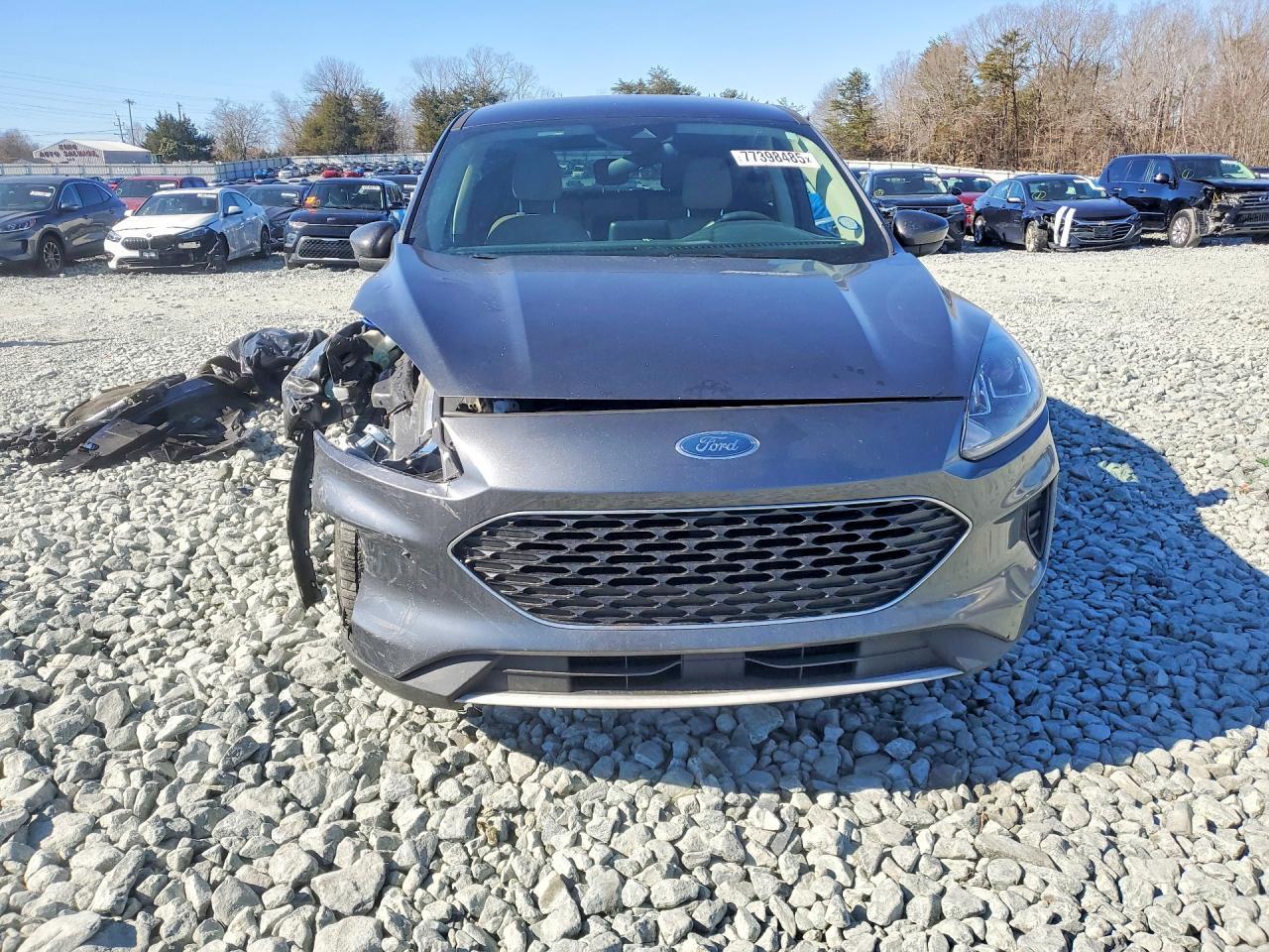 2020 Ford Escape se