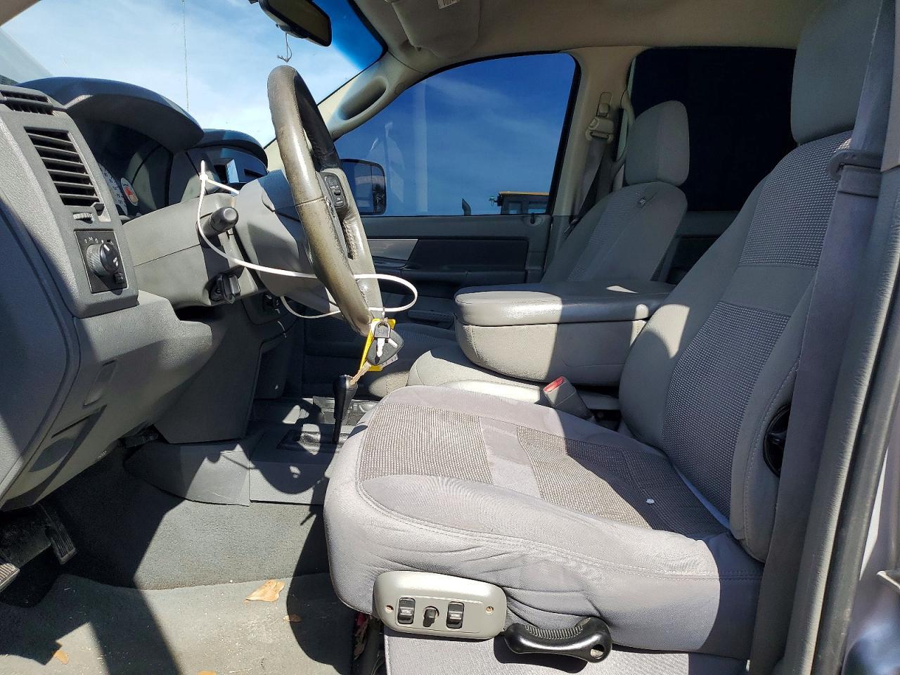 2007 Dodge RAM 2500 ST