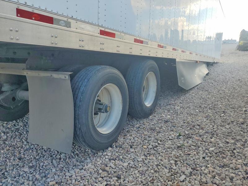 2018 Utility 4000-DX