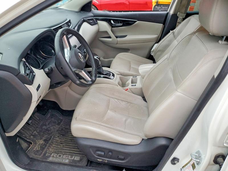 2017 Nissan Rogue Sport sl