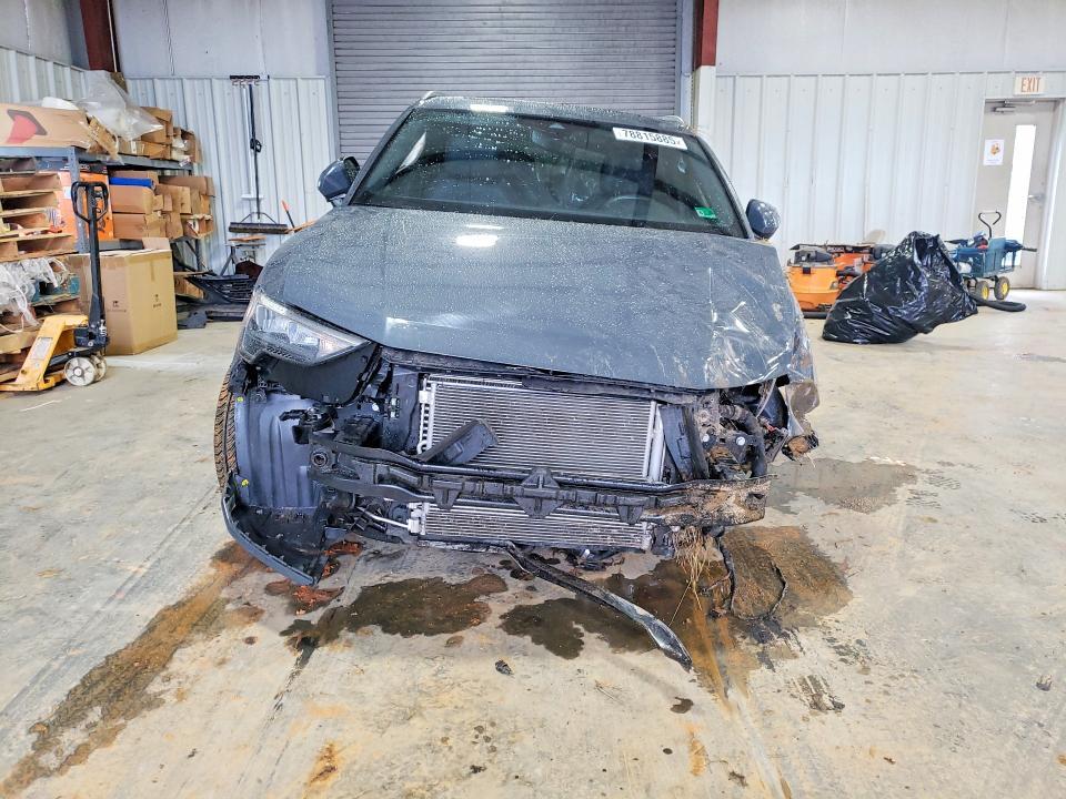 2022 Audi Q3 Premium 40