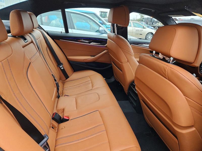 2019 BMW 530 xi