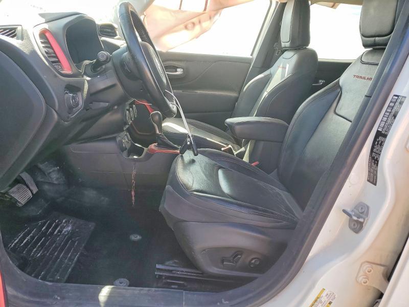 2015 Jeep Renegade Trailhawk