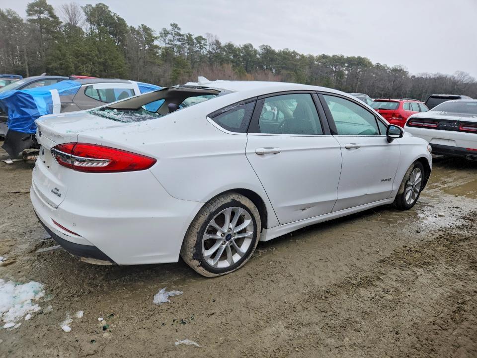 2019 Ford Fusion se
