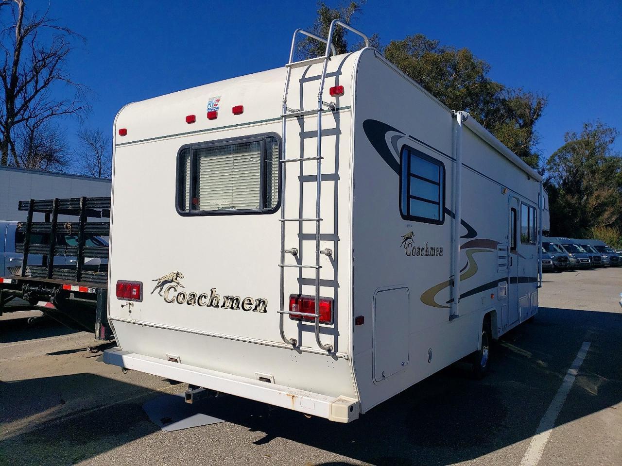 2003 Ford Econoline E450 Super Duty Cutaway Van