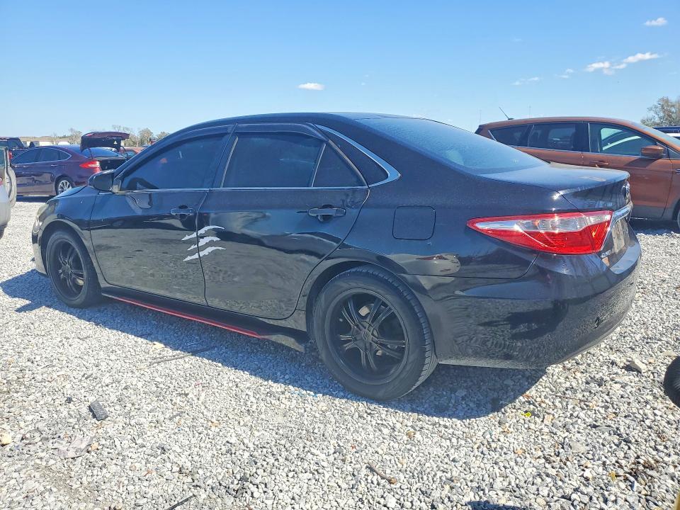 2017 Toyota Camry le