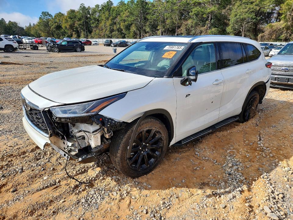 2021 Toyota Highlander Platinum
