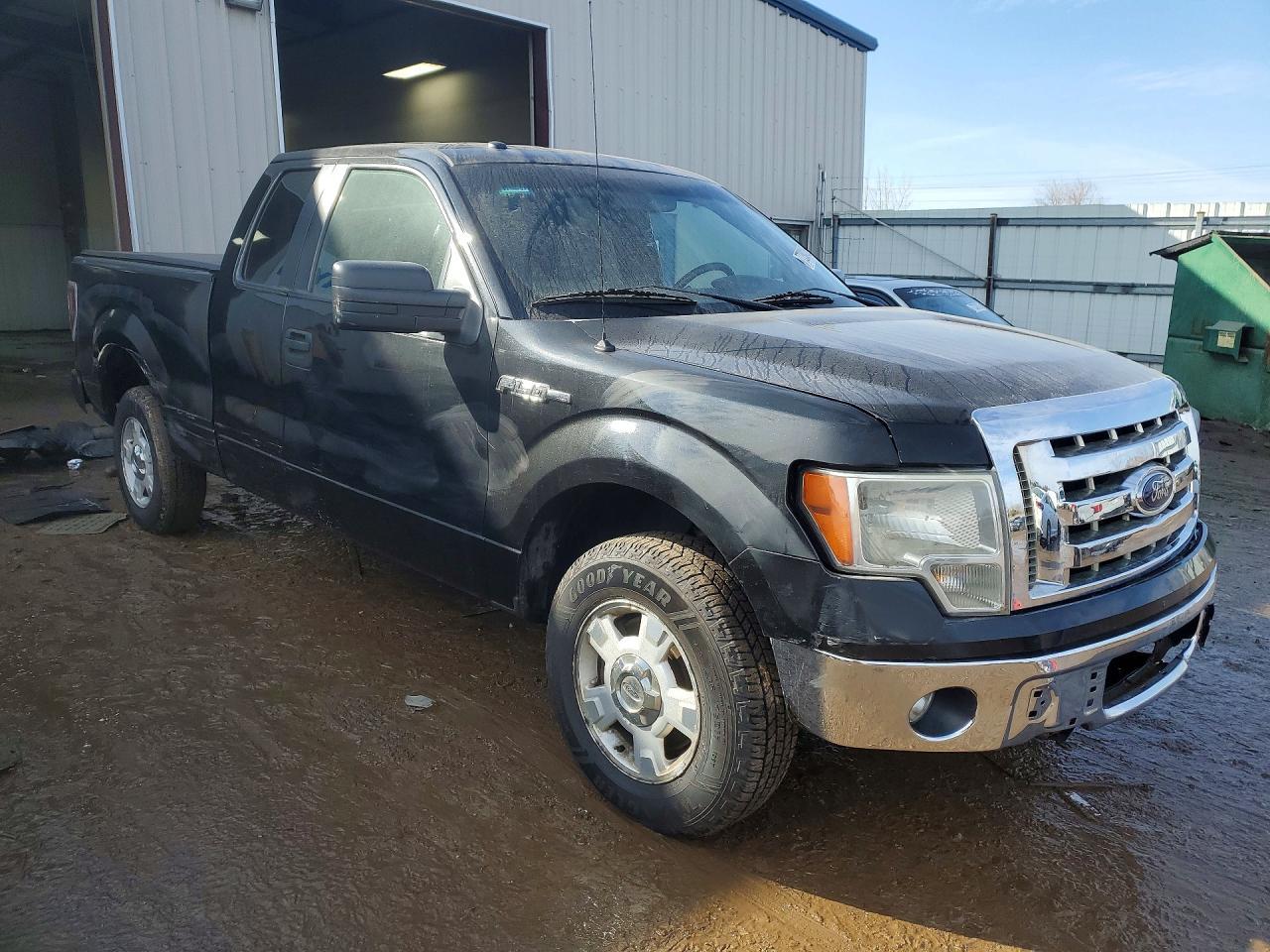 2013 Ford F150 Super cab