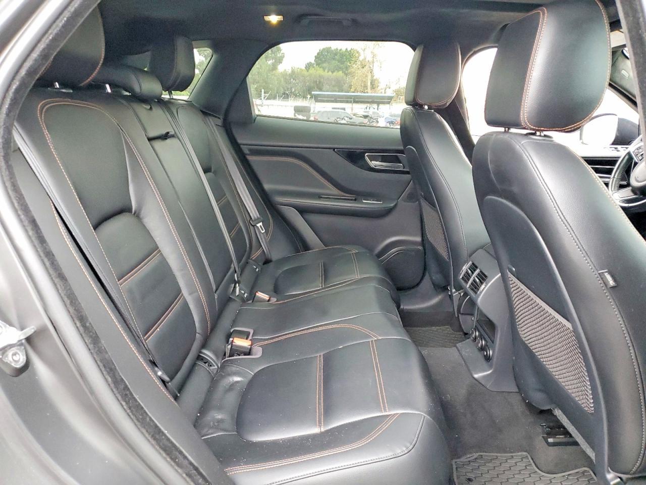 2020 Jaguar F-pace Prestige