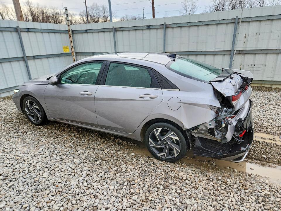 2025 Hyundai Elantra Limited