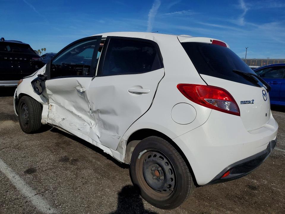 2014 Mazda 2 Sport