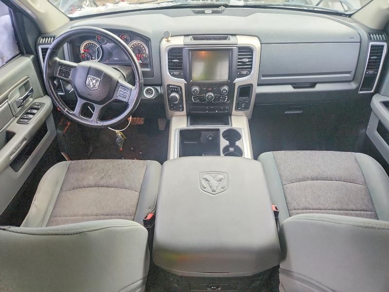 2015 Dodge Ram 1500 slt