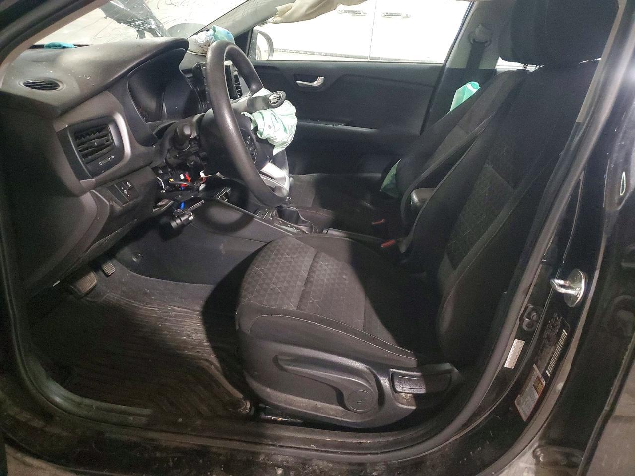 2019 KIA Rio s