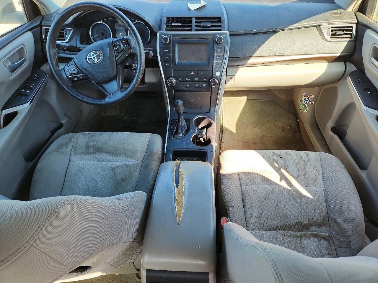 2017 Toyota Camry le