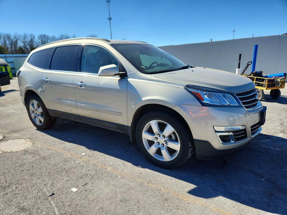 2016 Chev Traverse ltz