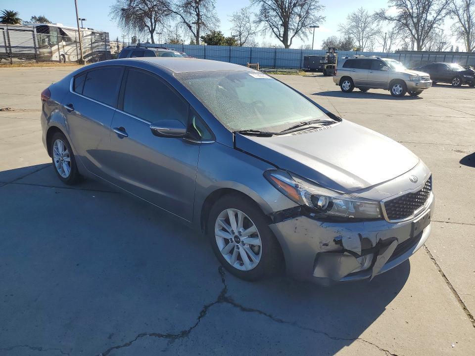 2017 KIA Forte lx