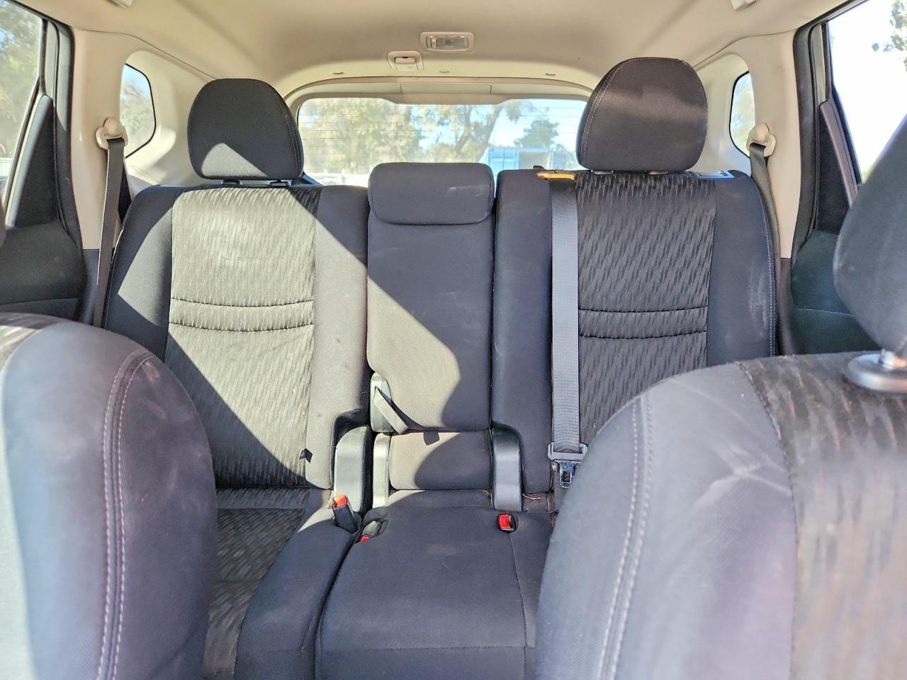 2017 Nissan Rogue s