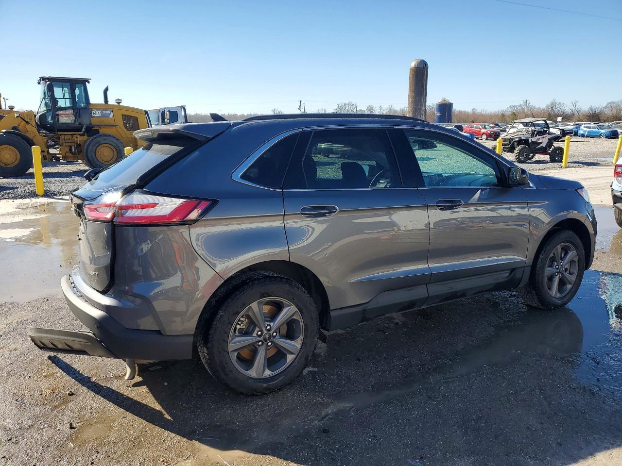2022 Ford Edge sel