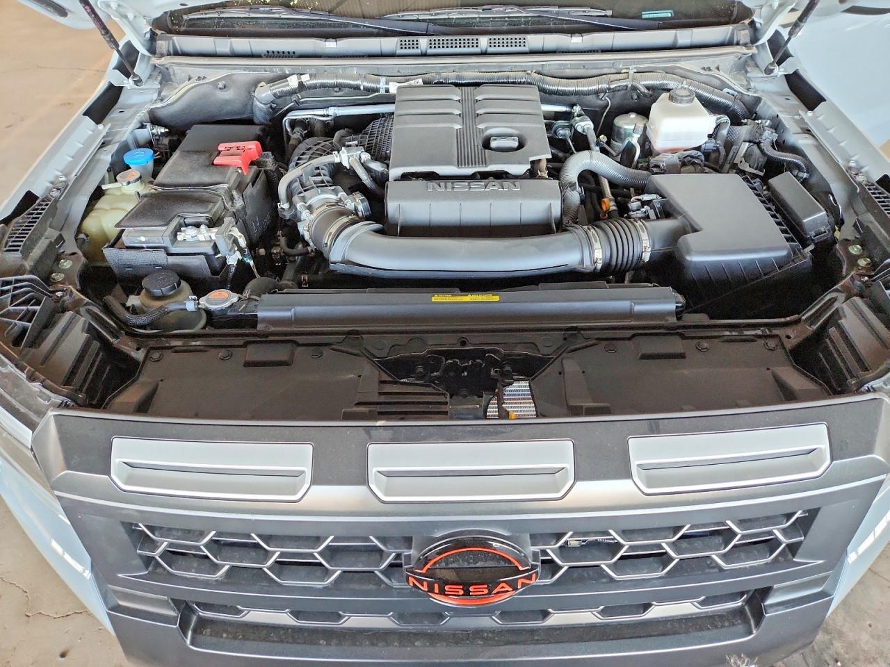 2025 Nissan Frontier s