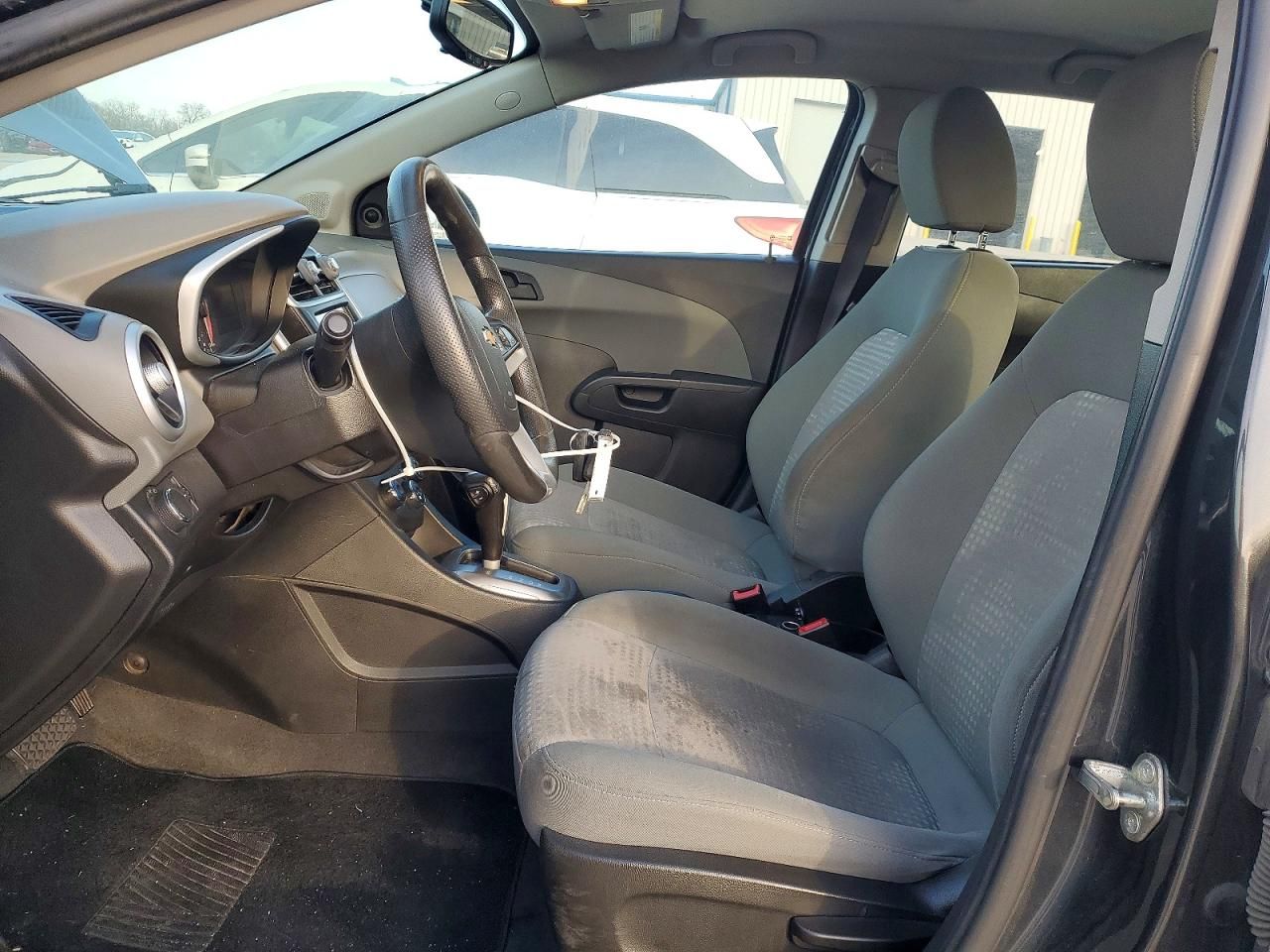 2017 Chevrolet Sonic ls