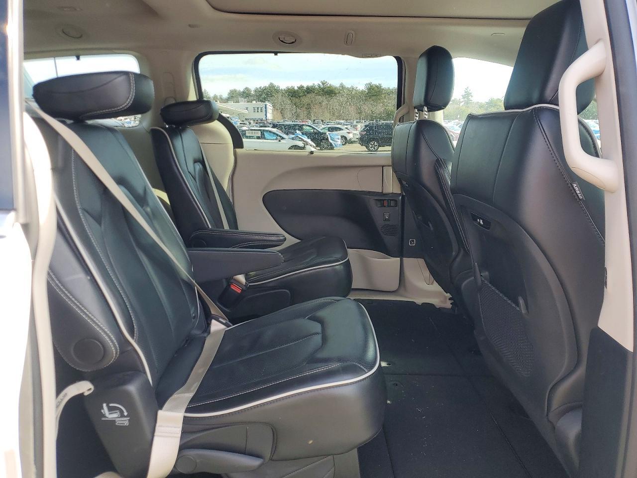 2024 Chrysler Pacifica Limited