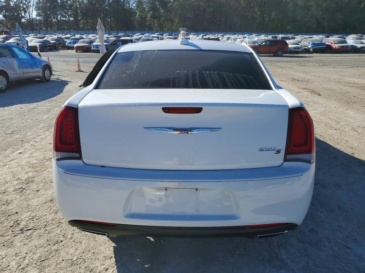 2019 Chrysler 300 s