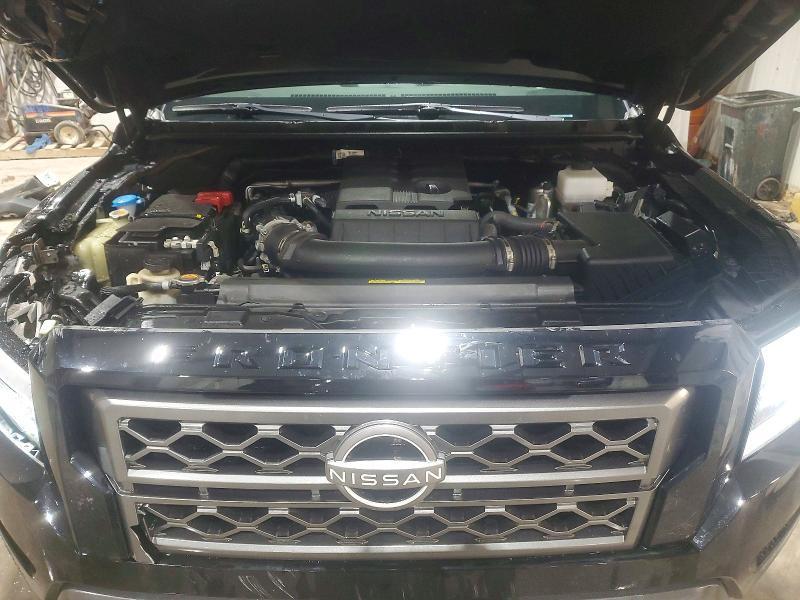 2024 Nissan Frontier SL