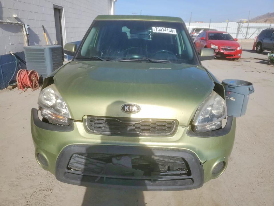 2013 KIA Soul +