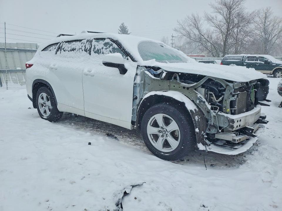 2022 Toyota Highlander l