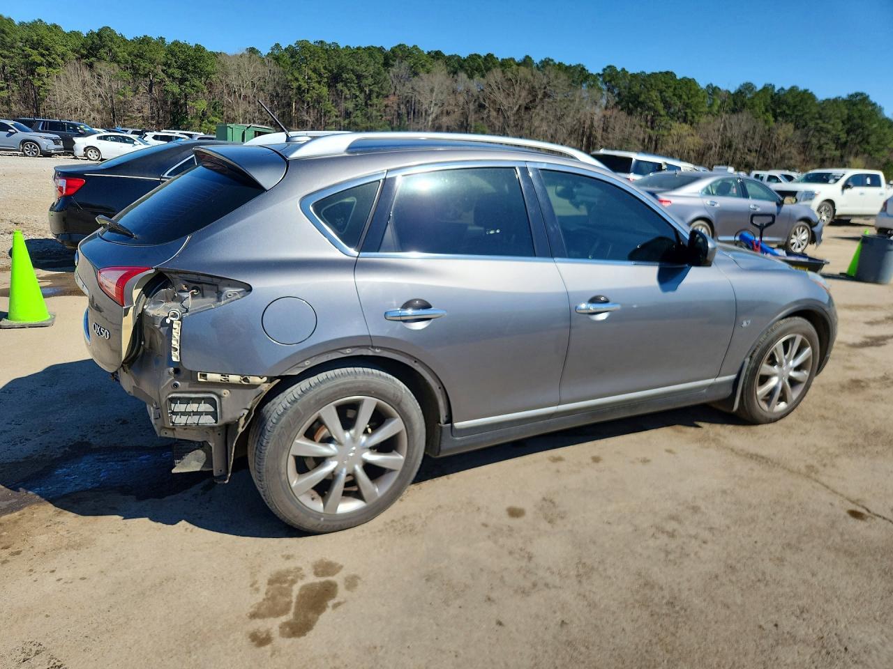 2015 Infinity Qx50